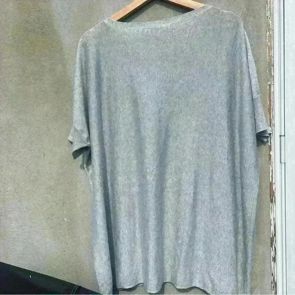 Eileen Fisher Silver/ Gray Metallic Oversized Short Sleeve Knit Top Size Large - Picture 3 of 5